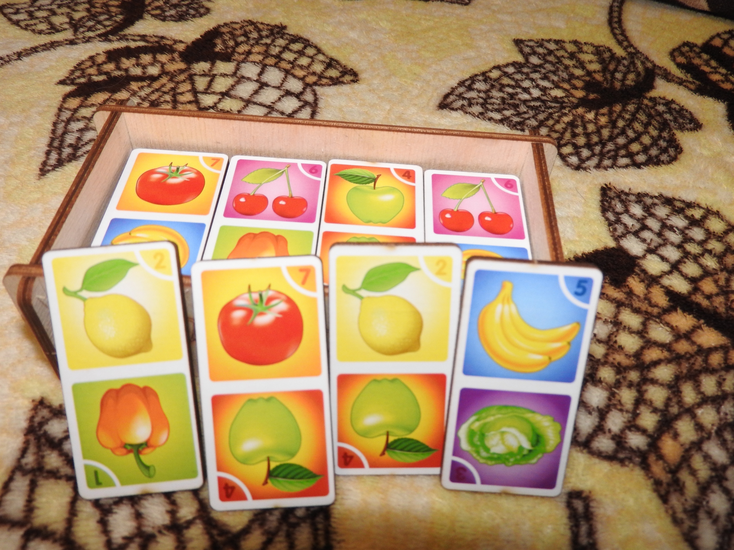 Фотография покупателя товара Домино «Овощи, фрукты», 28 шт., рисунок наклеен, в коробке - Фото 1