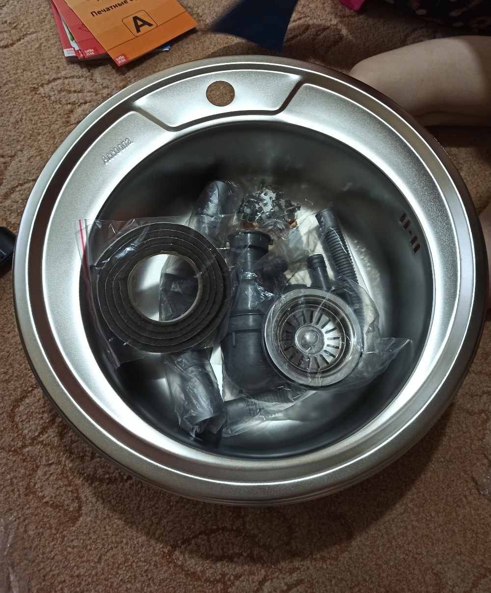 Фотография покупателя товара Мойка кухонная Accoona AD4949, врезная, круглая, толщина 0.6 мм, 490х165 мм, матовая - Фото 2