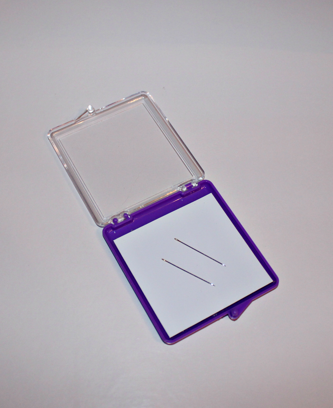 Фотография покупателя товара Игольница магнитная, с иглами, 7 × 8 см, цвет МИКС - Фото 15