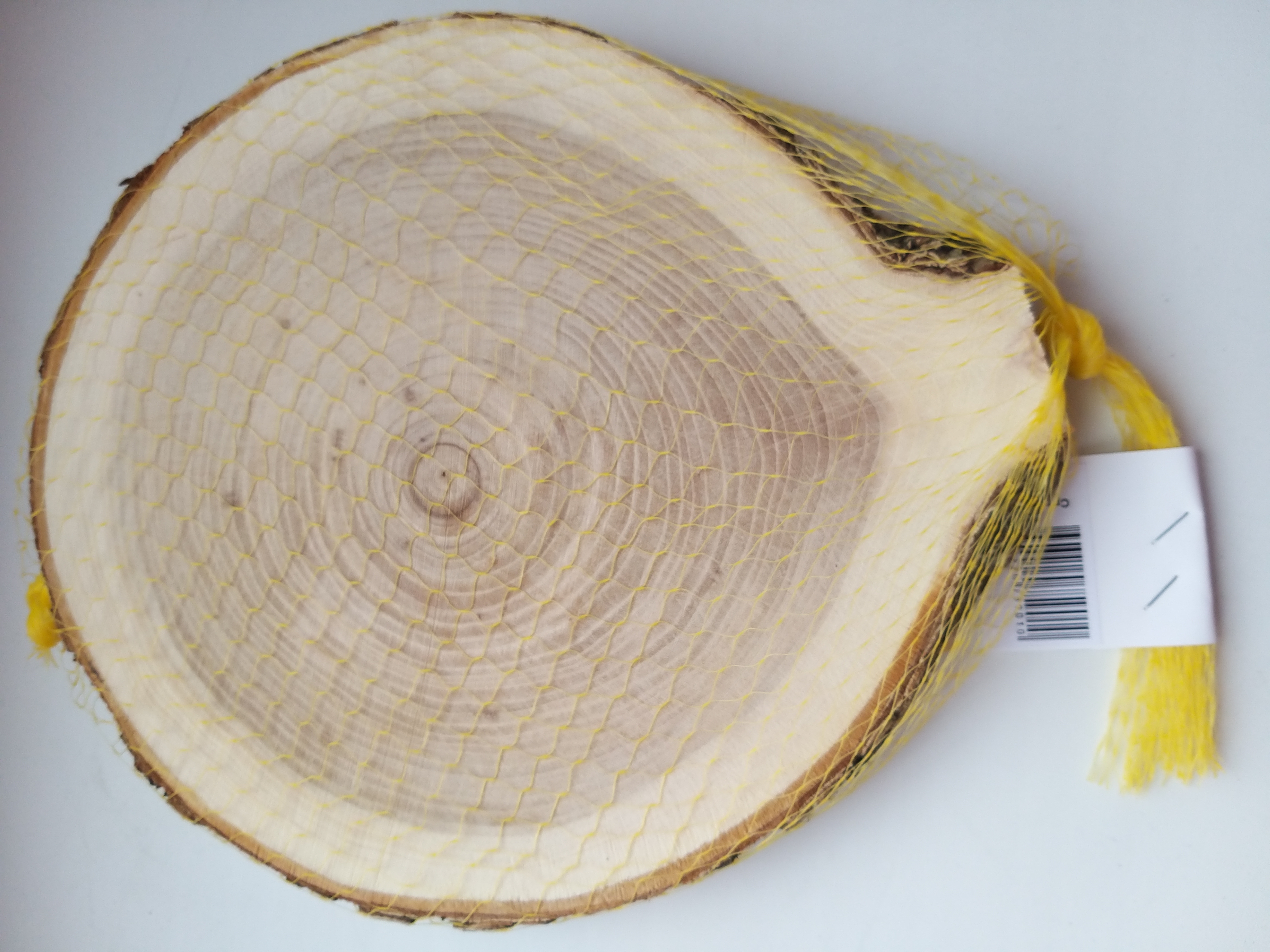 Фотография покупателя товара Спил вяза, шлифованный с одной стороны, диаметр 18-20 см - Фото 24