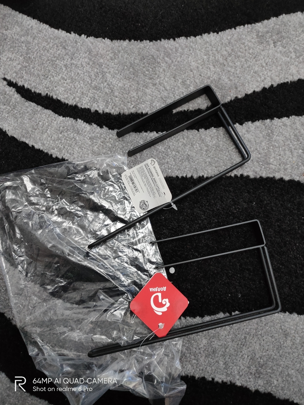 Фотография покупателя товара Держатель для бумажных полотенец подвесной Доляна «Лофт», 20,6×3×10,1 см, цвет чёрный - Фото 18