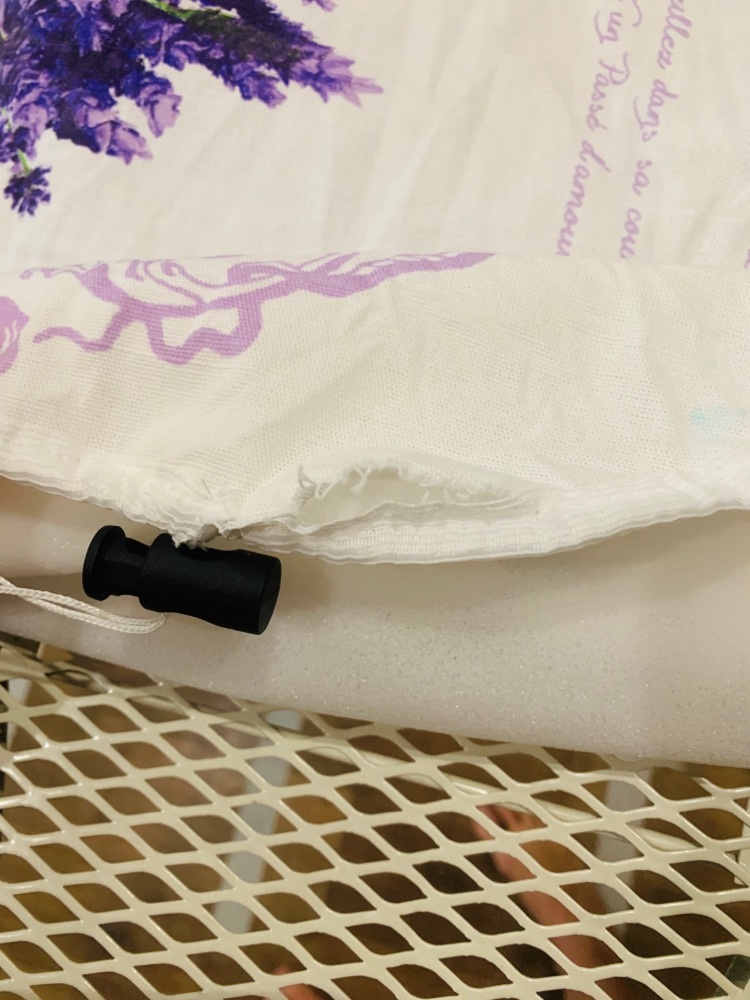 Фотография покупателя товара Чехол для гладильной доски Доляна, 129×51, с поролоном, цвет МИКС - Фото 4