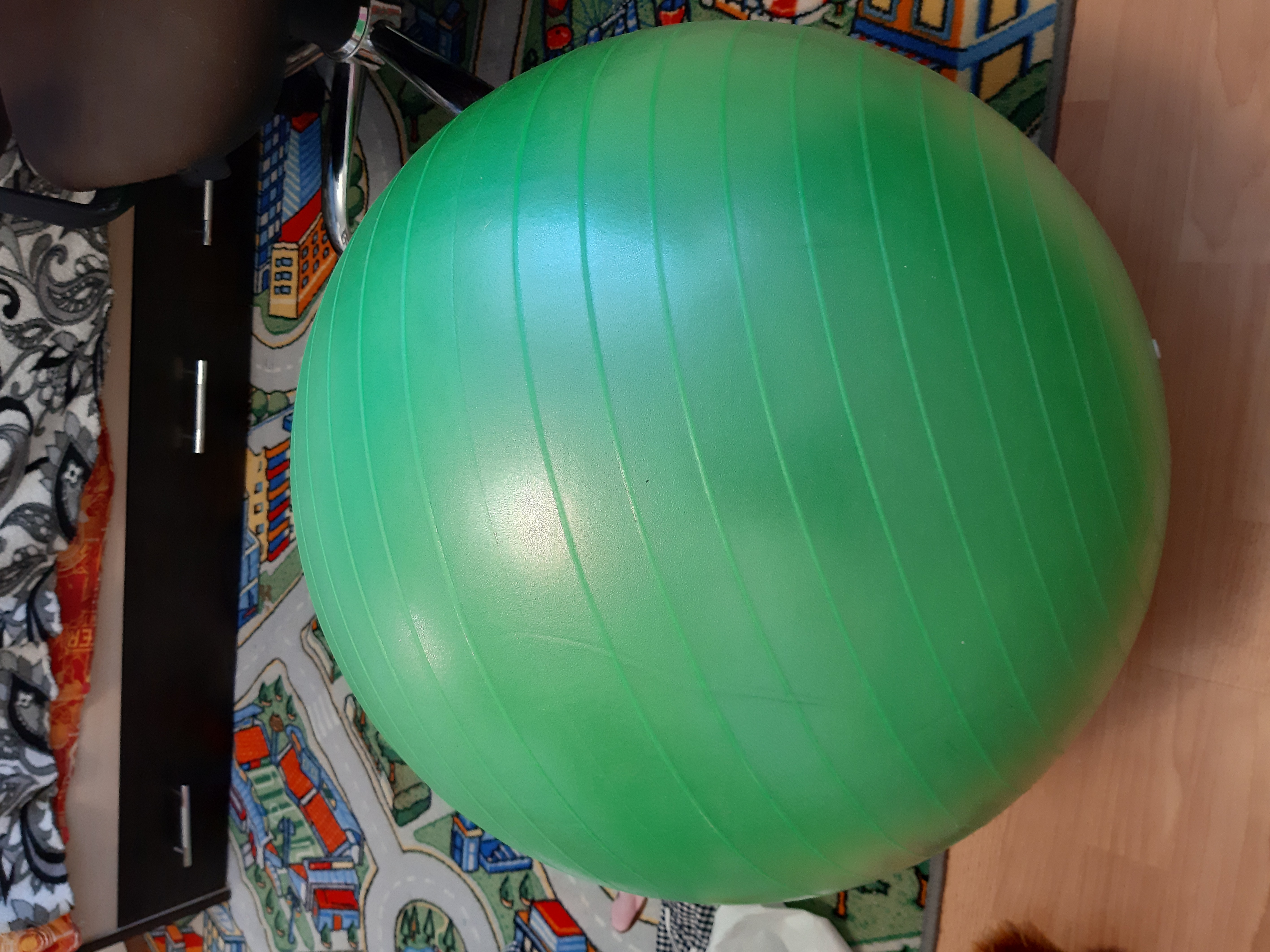 Фотография покупателя товара Фитбол ONLYTOP, d=65 см, 900 г, антивзрыв, цвет зелёный - Фото 6