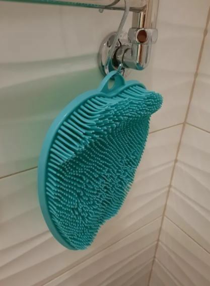 Фотография покупателя товара Силиконовый массажный коврик для мытья ног и тела, на присосках, цвет голубой - Фото 3