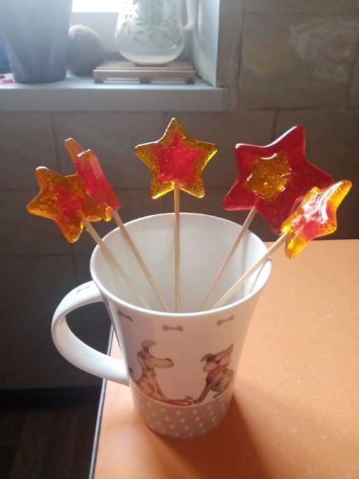 Фотография покупателя товара Форма для леденцов новогодняя Доляна «Звёзды», силикон, 15.5×13.5×0.7 см, 6 ячеек, прозрачная - Фото 10