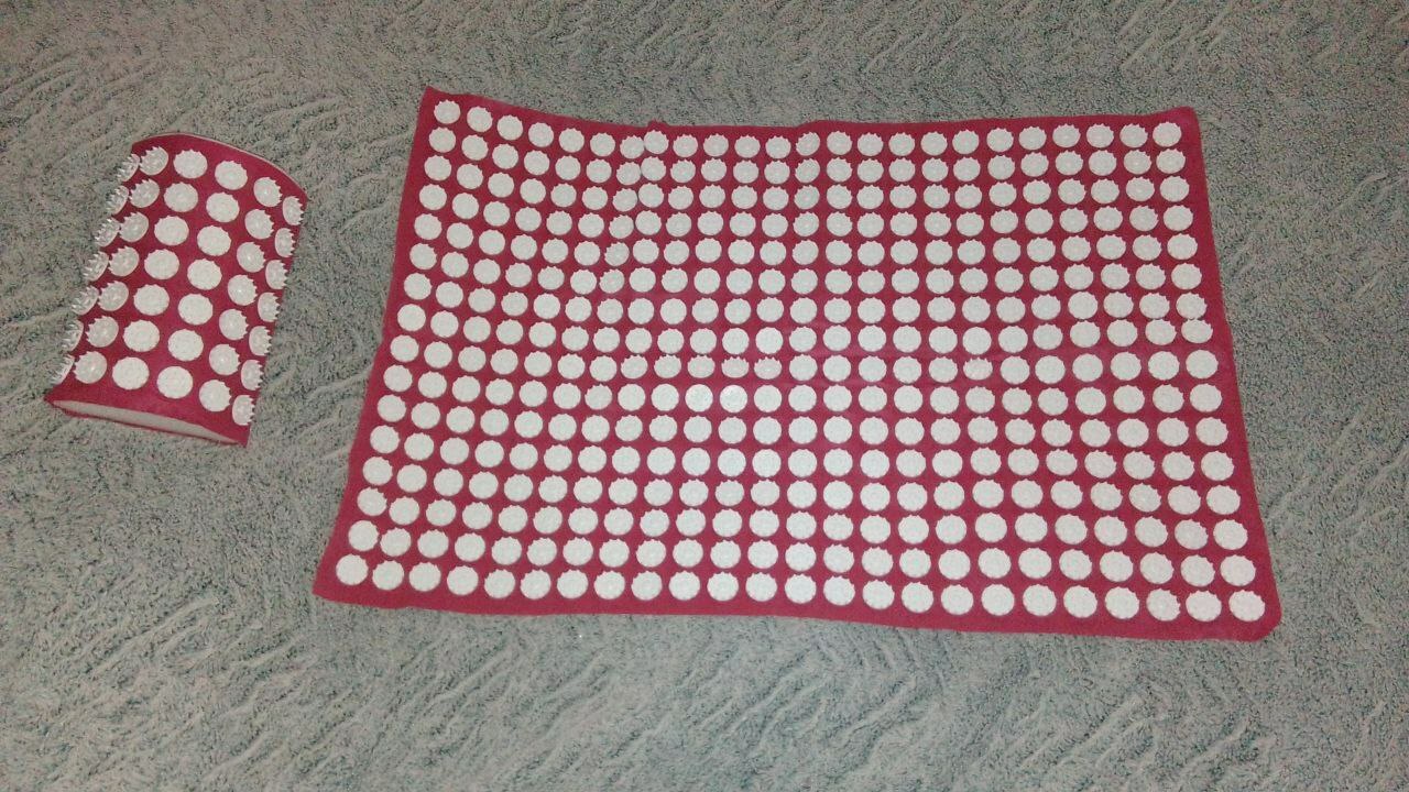 Фотография покупателя товара Аппликатор Кузнецова, 384 колючки, спанбонд, красный, 50×75 см - Фото 1