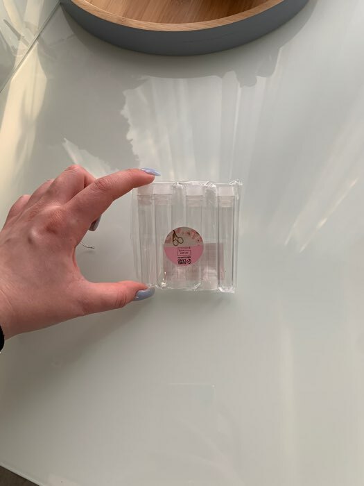 Фотография покупателя товара Игольница, 8×1×1 см, набор 6 шт., прозрачная - Фото 3