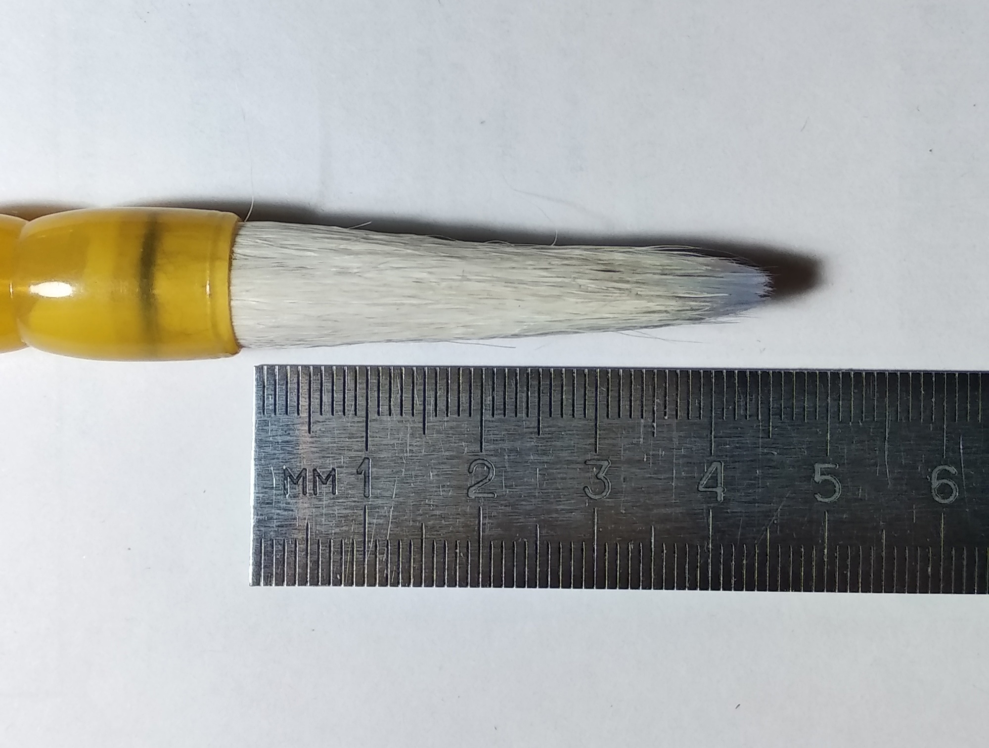 Фотография покупателя товара Кисть круглая для каллиграфии, ворс "Коза", №1, ручка из дерева, в блистере, диаметр-0,8 см, длина-2,5 см - Фото 1