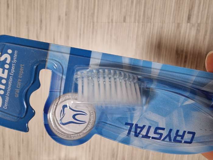 Фотография покупателя товара Зубная щётка D.I.E.S Кристалл, мягкая, 1 шт. МИКС