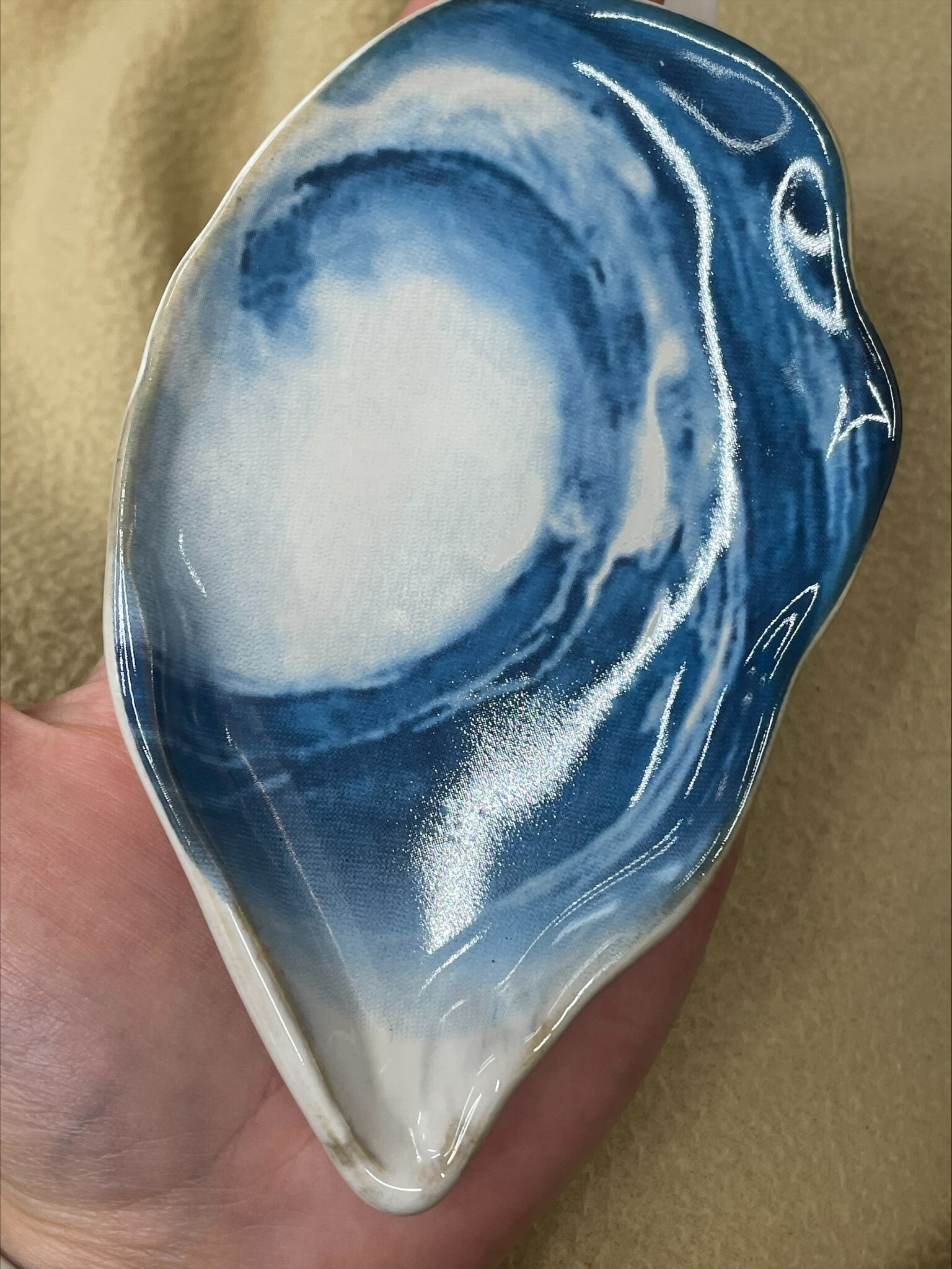 Фотография покупателя товара Соусник керамический «Морская ракушка», 8 х 13 см, 25 мл., цвет белый-голубой - Фото 1