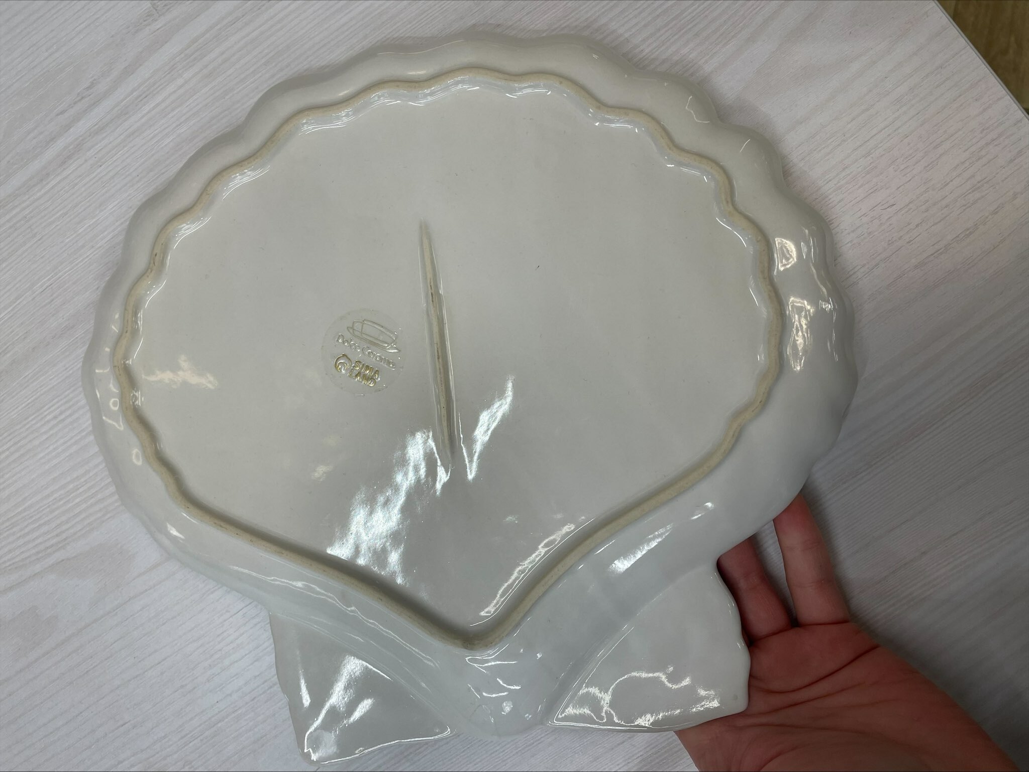 Фотография покупателя товара Блюдо керамическое для подачи «Морская ракушка», 27 х 25 см, цвет белый - Фото 2