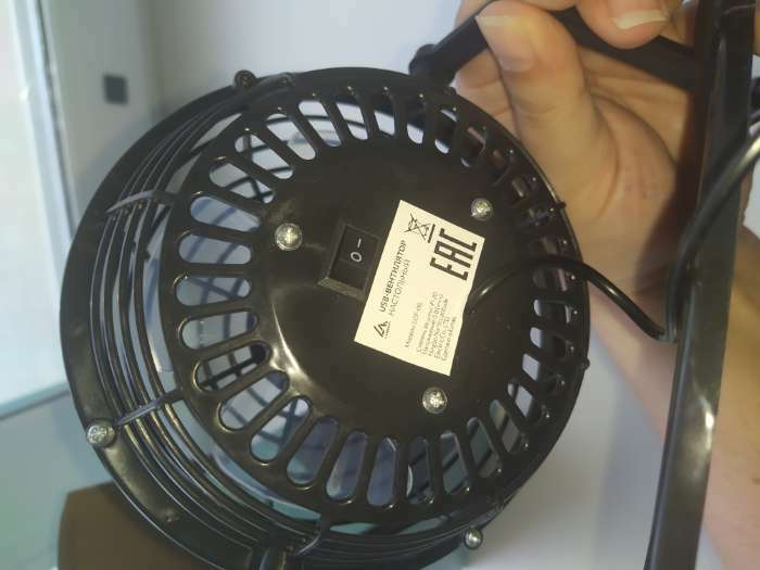 Фотография покупателя товара Вентилятор Luazon LOF-06, настольный, 2.5 Вт, 12 см, пластик, черный - Фото 6