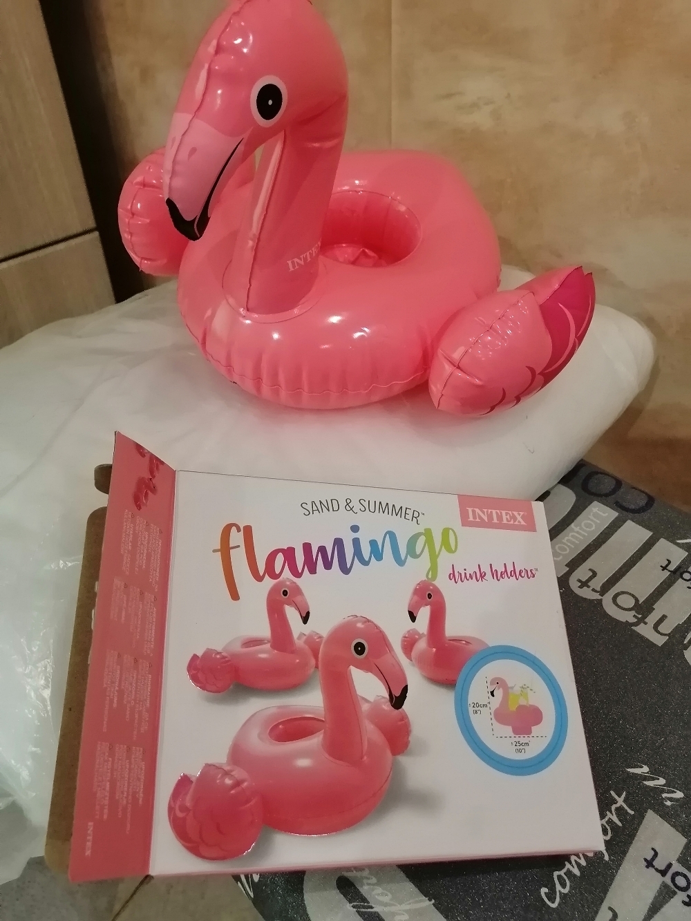 Фотография покупателя товара Набор держателей для напитков плавающий «Фламинго», 20 х 25 см, от 2 лет, 3 шт., 57500NP INTEX