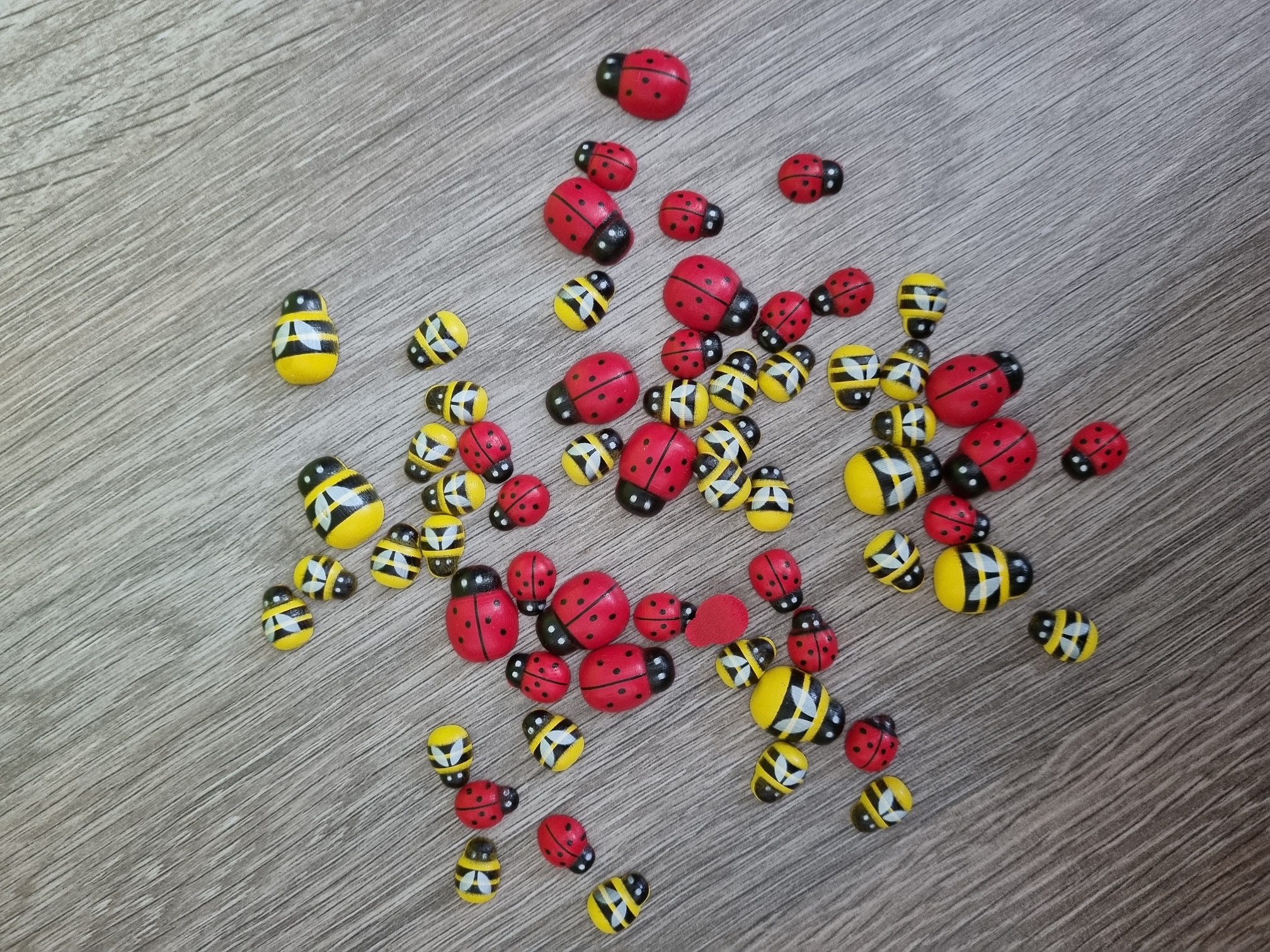 Фотография покупателя товара Декор флористический «Пчёлы», 10 шт., 19 х 14 мм - Фото 5