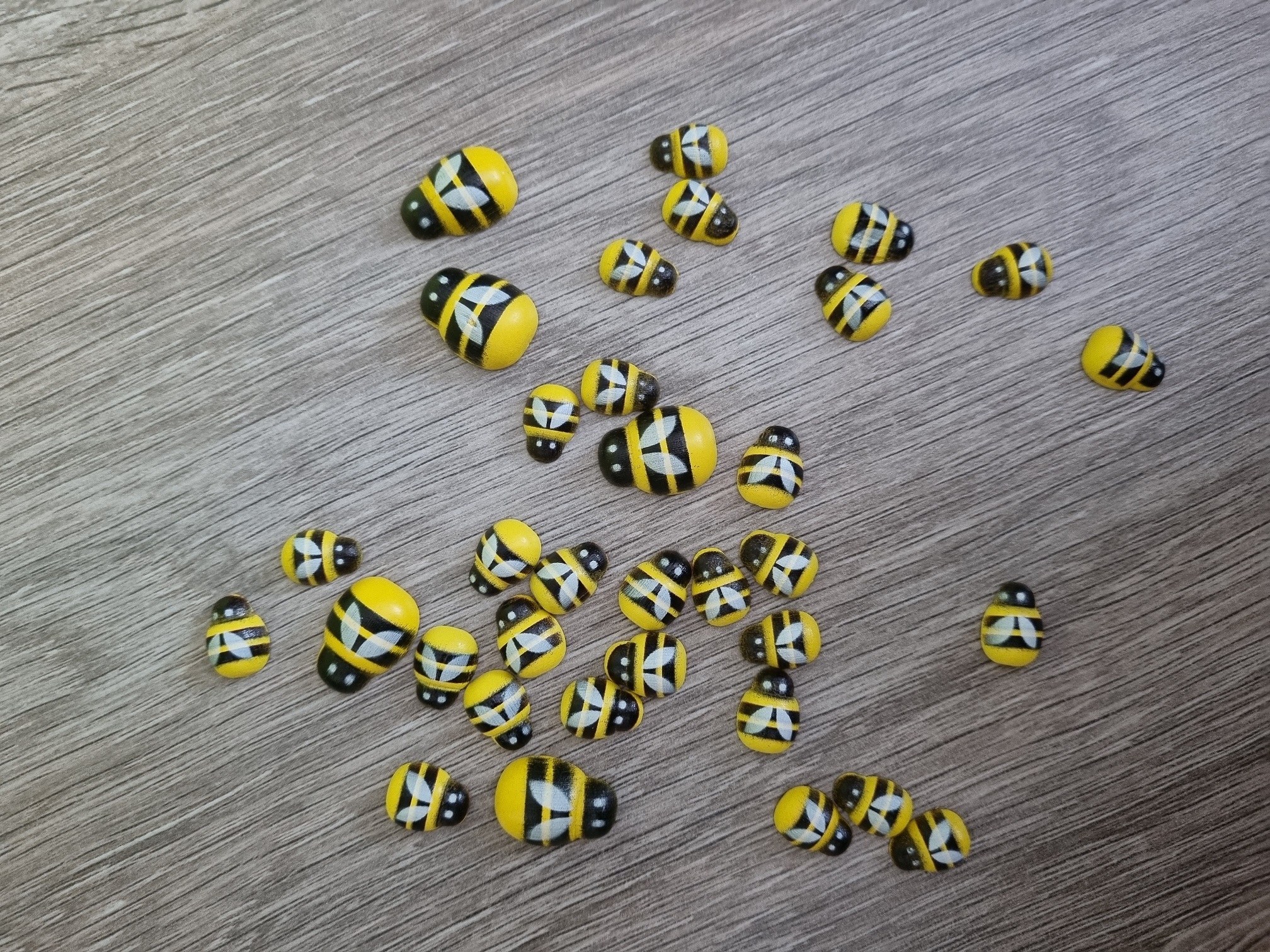 Фотография покупателя товара Декор флористический «Пчёлы», 10 шт., 19 х 14 мм - Фото 3