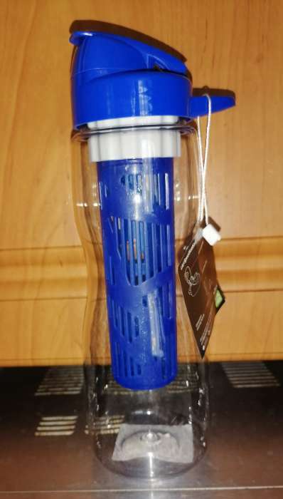 Фотография покупателя товара Бутылка с колбой «Свежесть», 700 мл, 7,6×9,8×23,8 см, тритан, цвет МИКС - Фото 1