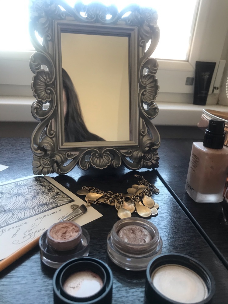 Фотография покупателя товара Зеркало настенное «Ракушка», зеркальная поверхность 9 × 14 см, цвет серебристый - Фото 1