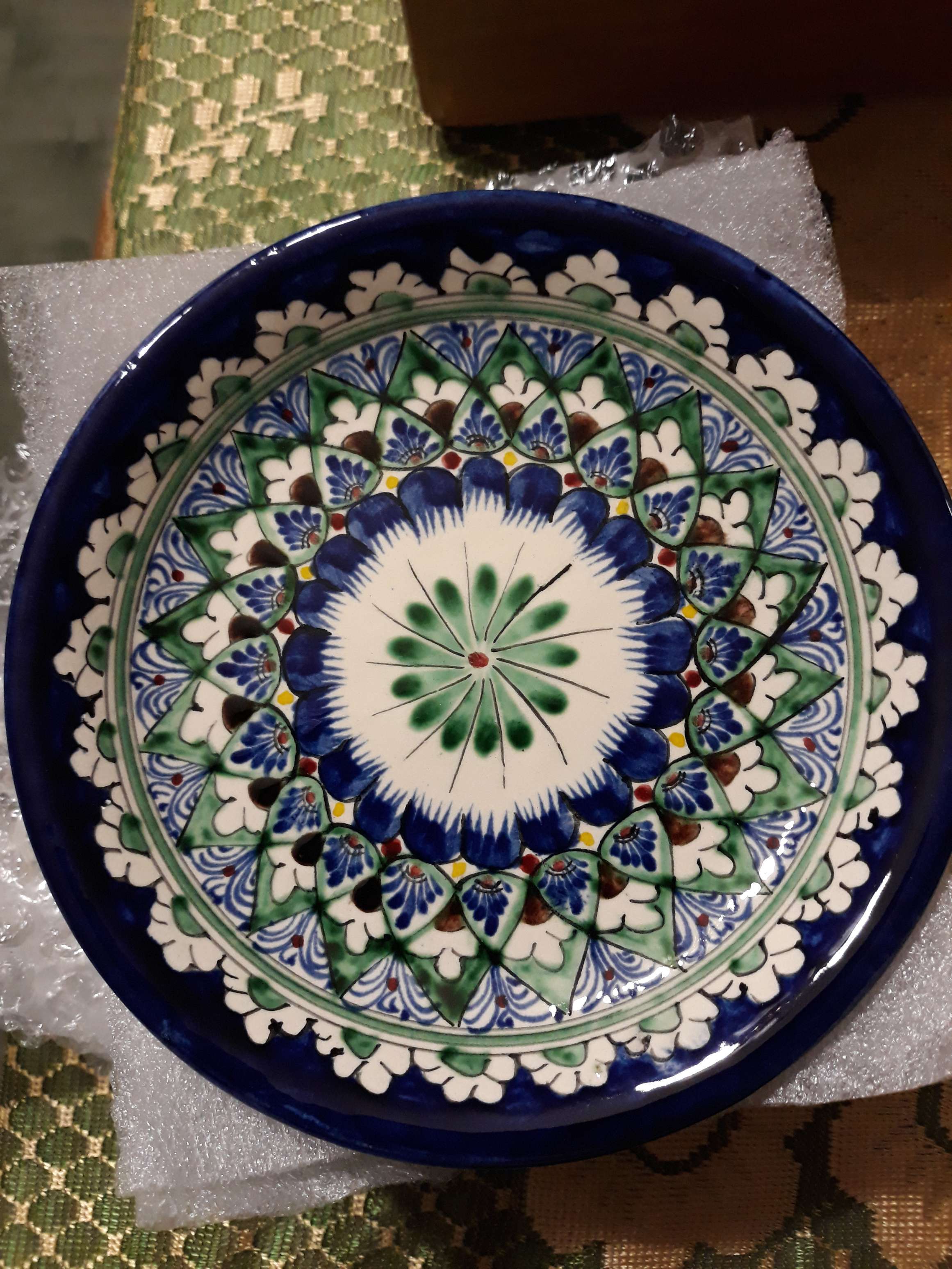 Фотография покупателя товара Тарелка Риштанская Керамика "Цветы", синяя, плоская, 15 см, микс - Фото 2