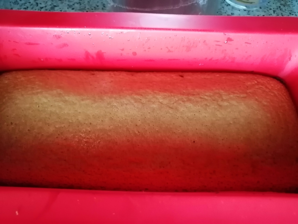 Фотография покупателя товара Форма для выпечки Доляна «Хлеб. Полосы», силикон, 27,5×13,5×7 см (внутренний 23,5×10), цвет персиковый