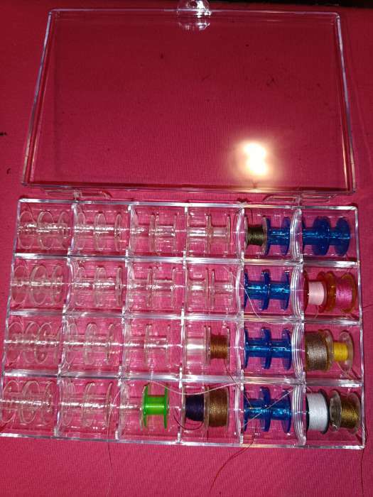 Фотография покупателя товара Органайзер для ниток, на 48 шпулек, 18 × 13 × 2,5 см, цвет прозрачный