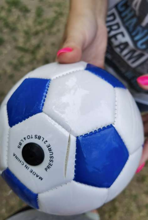 Фотография покупателя товара Мяч футбольный ONLYTOP Classic, PVC, машинная сшивка, 32 панели, р. 2 - Фото 4