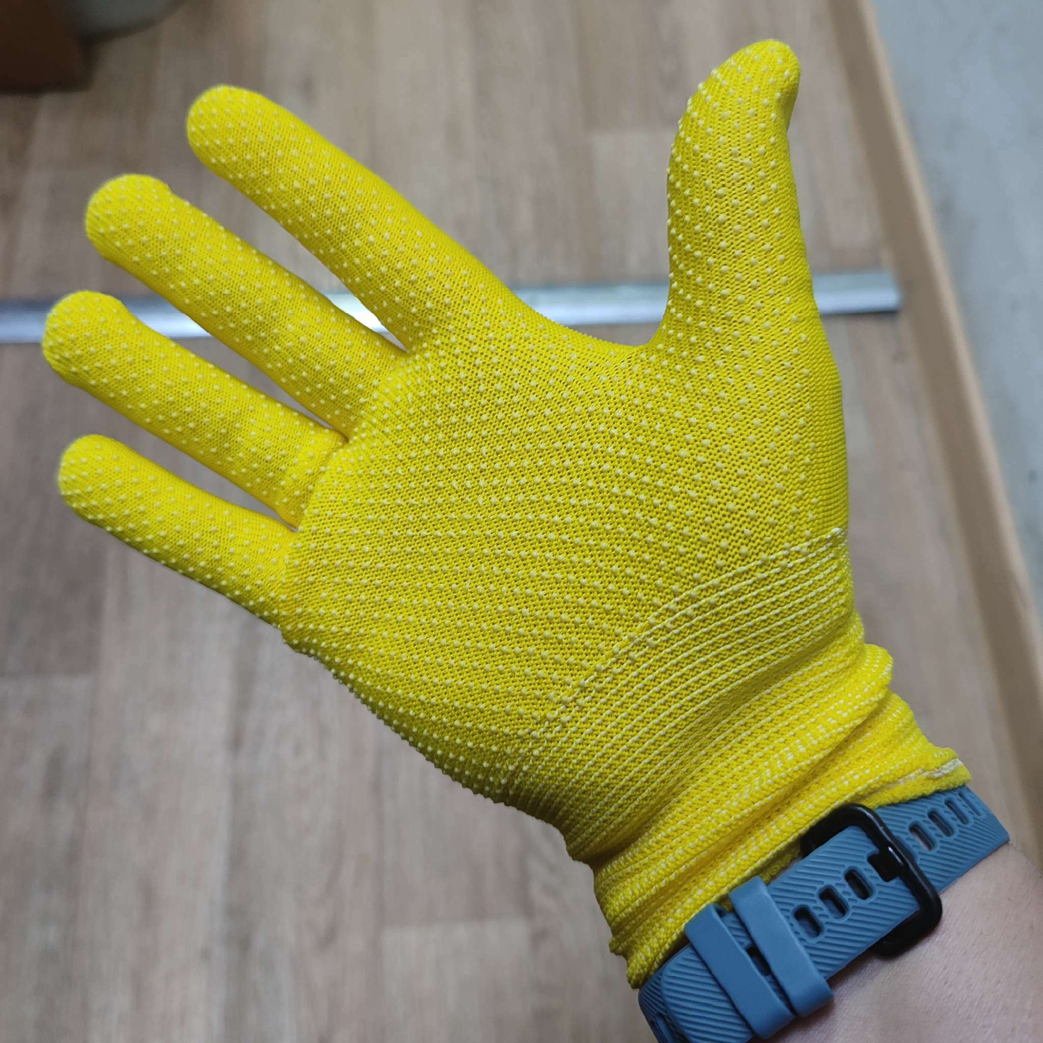 Фотография покупателя товара Перчатки рабочие, х/б, с нейлоновой нитью, с ПВХ точками, размер 9, жёлтые, Greengo - Фото 2