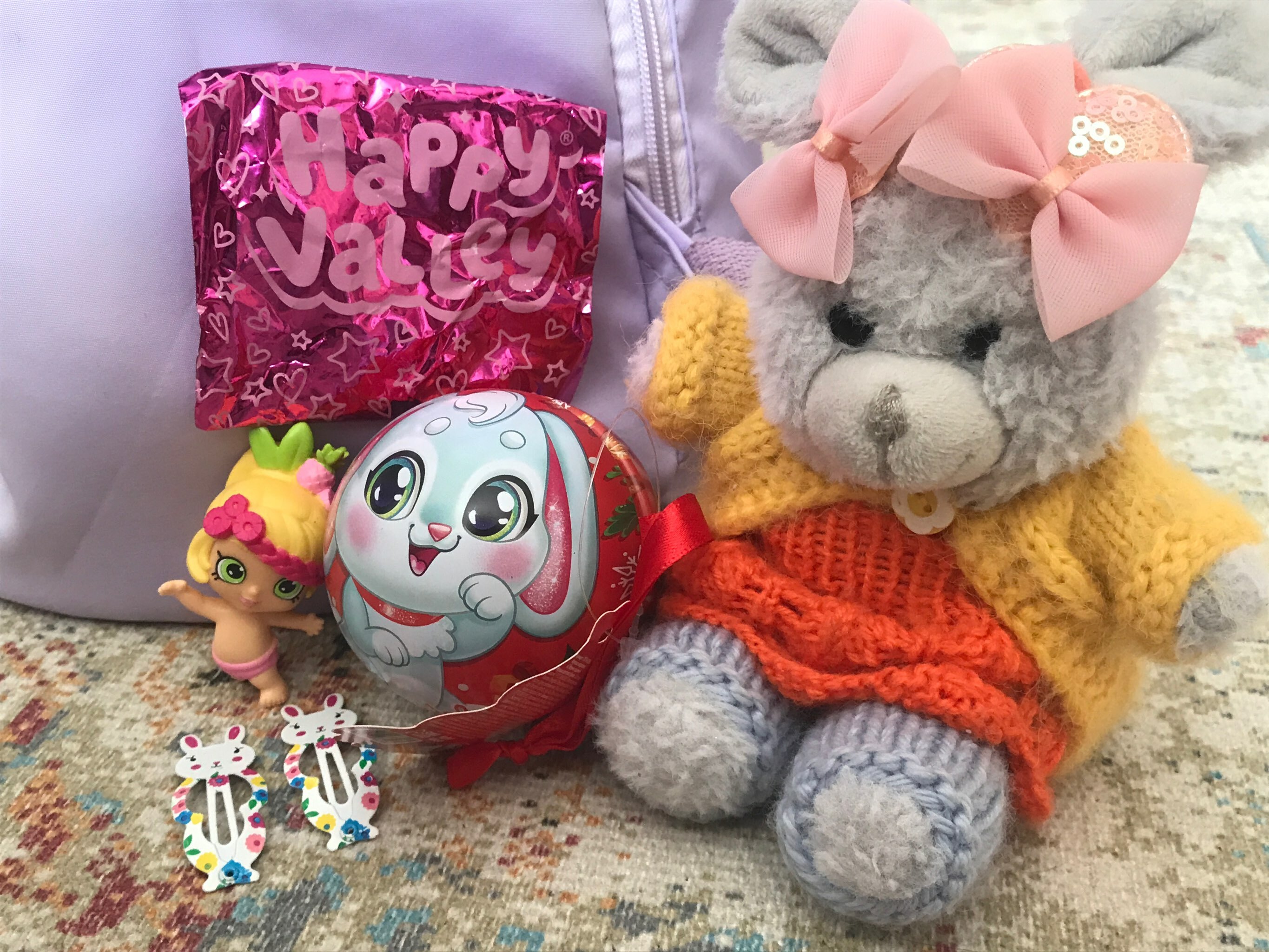 Фотография покупателя товара Игрушка-сюрприз «С Новым годом!» с куклой и заколками, МИКС