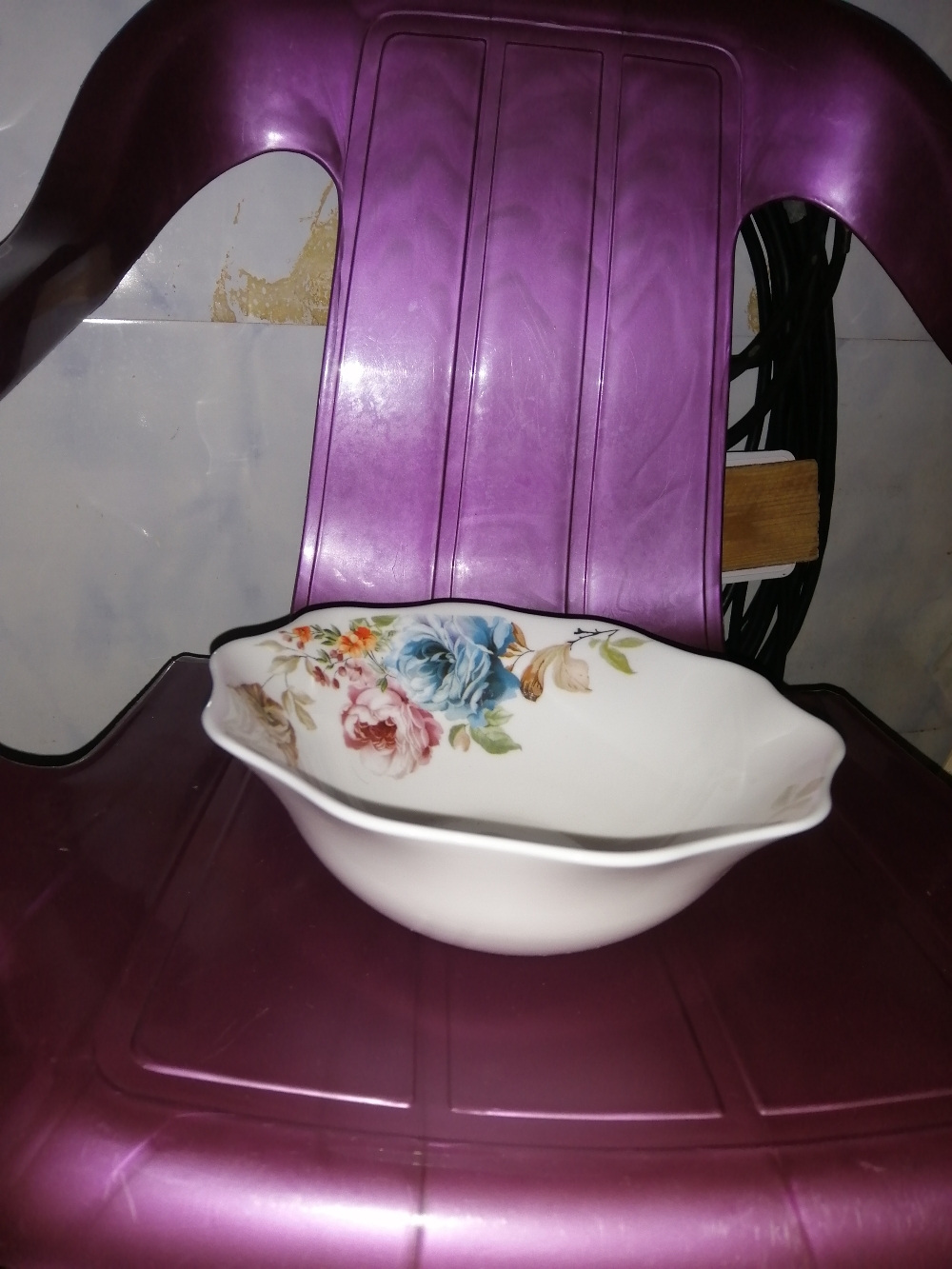 Фотография покупателя товара Тарелка суповая Доляна «Душистые пионы», 18×5 см, стеклокерамика - Фото 3