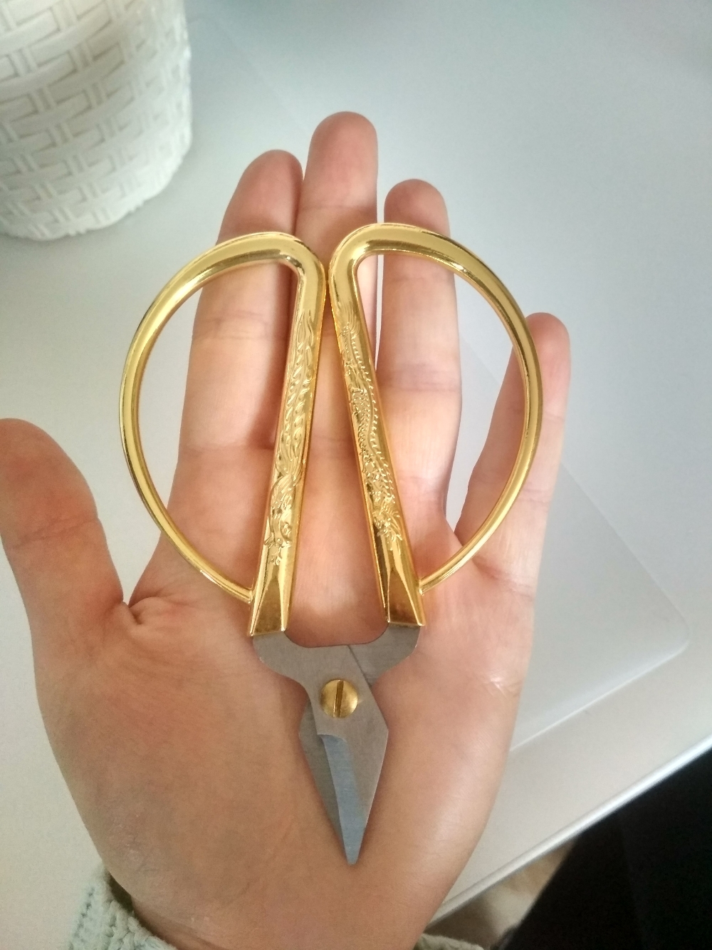 Фотография покупателя товара Ножницы для рукоделия, скошенное лезвие, 5", 12 см, цвет золотой - Фото 2