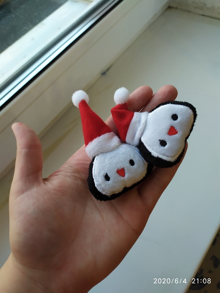 Фотография покупателя товара Декор для творчества - мягкая игрушка «Пингвин в шапочке» размер 1 шт: 6,5×5,8×2 см, набор 2 шт. - Фото 3