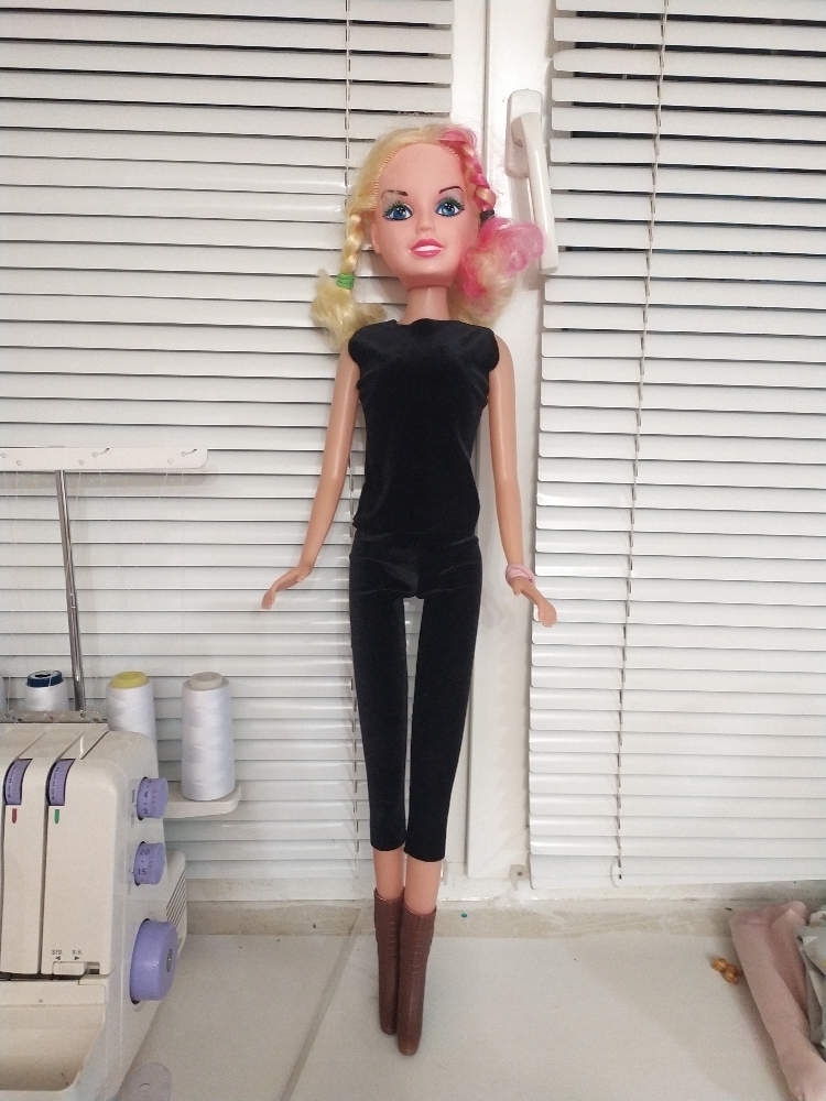 Фотография покупателя товара Кукла «Линда» с аксессуарами, звуковые функции, высота 73 см, МИКС - Фото 1