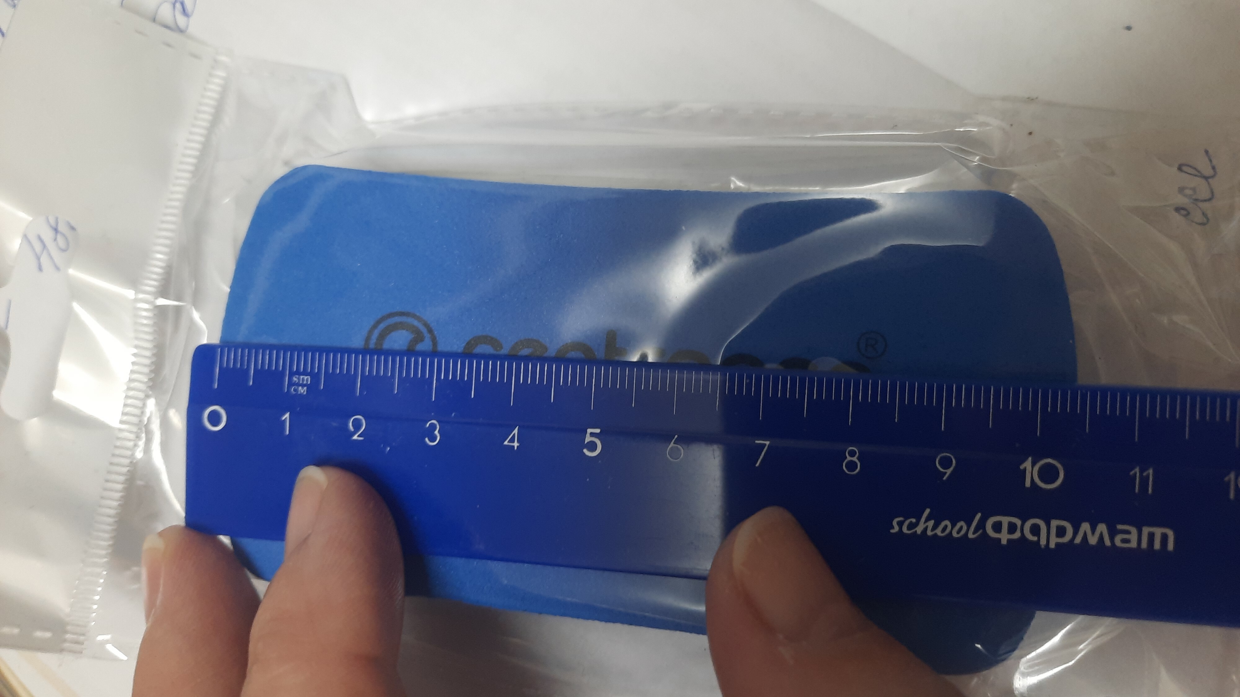 Фотография покупателя товара Губка для маркерных досок, магнитная Centropen, 105 х 50 х 20 мм, пакет - Фото 1
