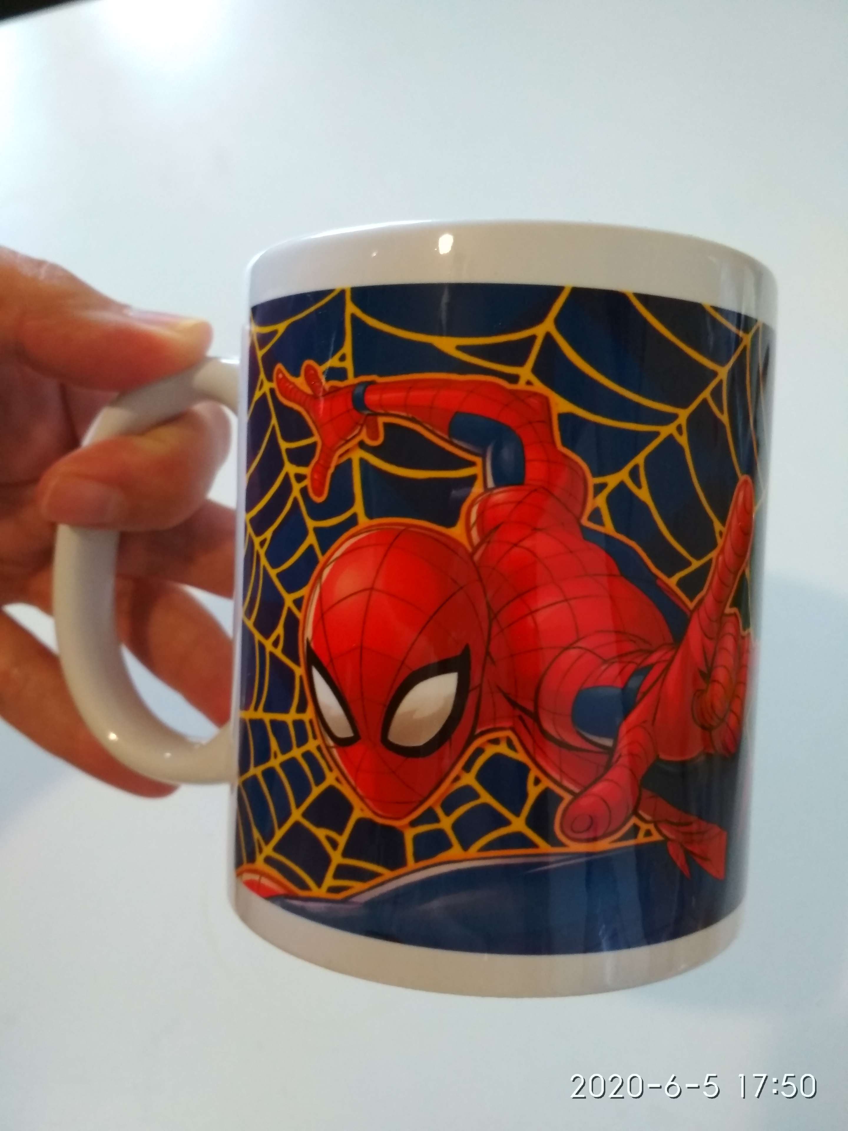 Фотография покупателя товара Кружка сублимация, 350 мл "Супер-мен", Человек-паук МИКС