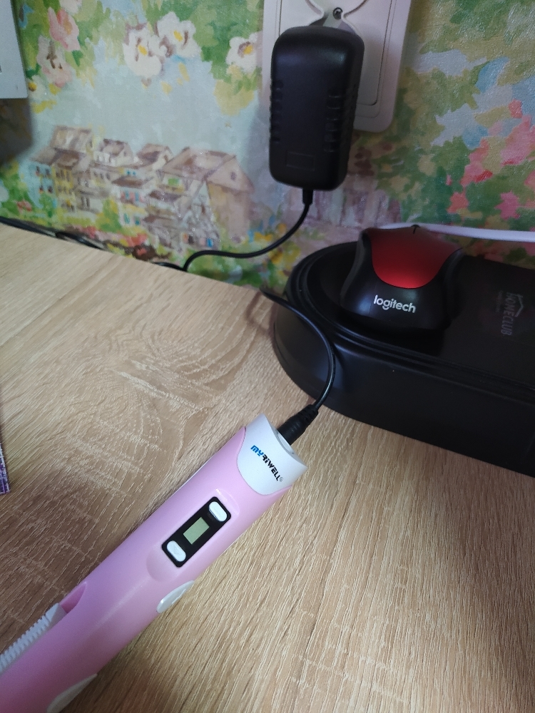 Фотография покупателя товара 3D ручка Myriwell RP-100B, ABS и PLA, с дисплеем, розовая (+ пластик, 3 цвета) - Фото 2