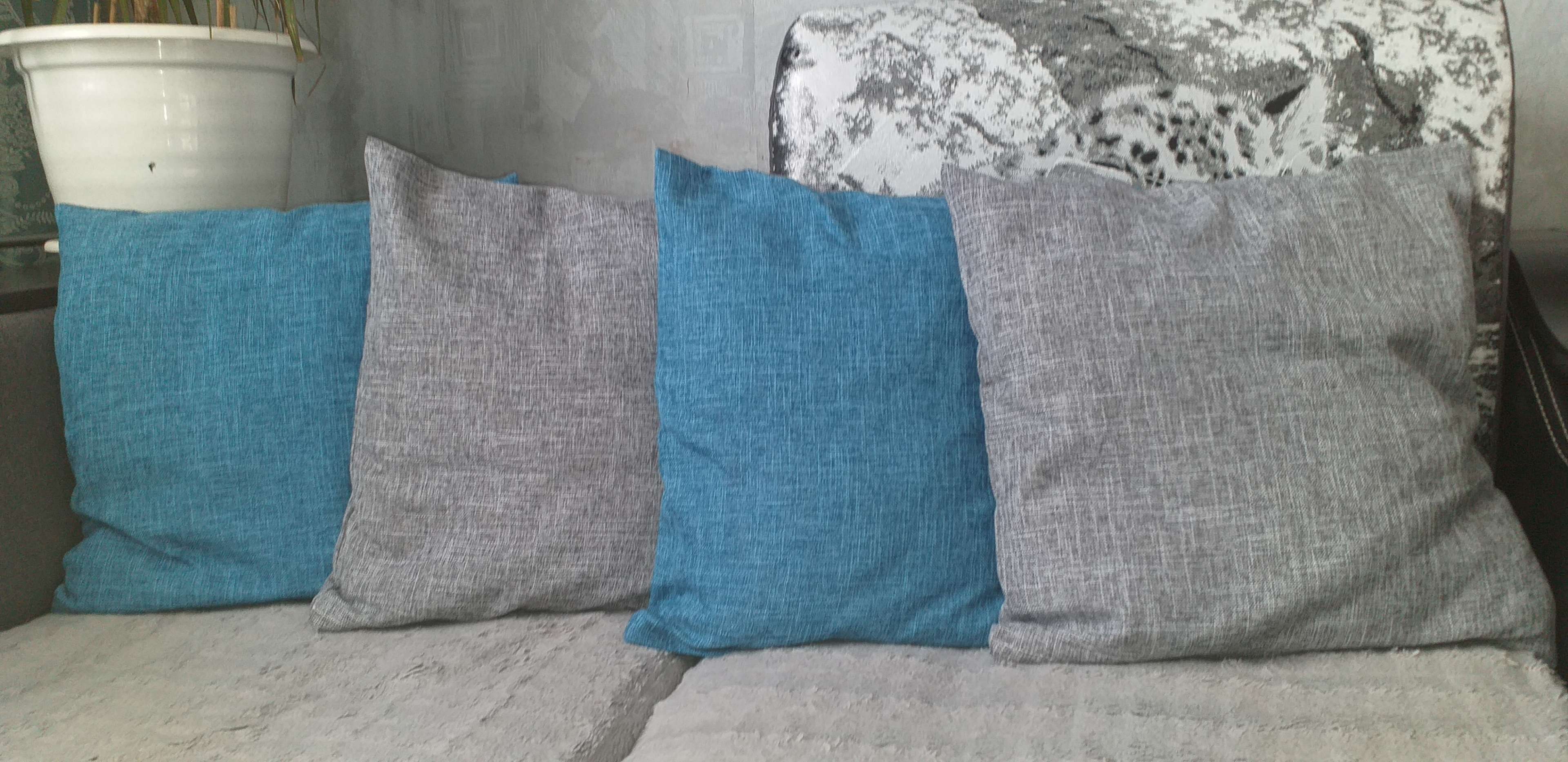 Фотография покупателя товара Чехол на подушку Этель "Классика", цв.небесно-голубой, 43*43 см, 100% п/э