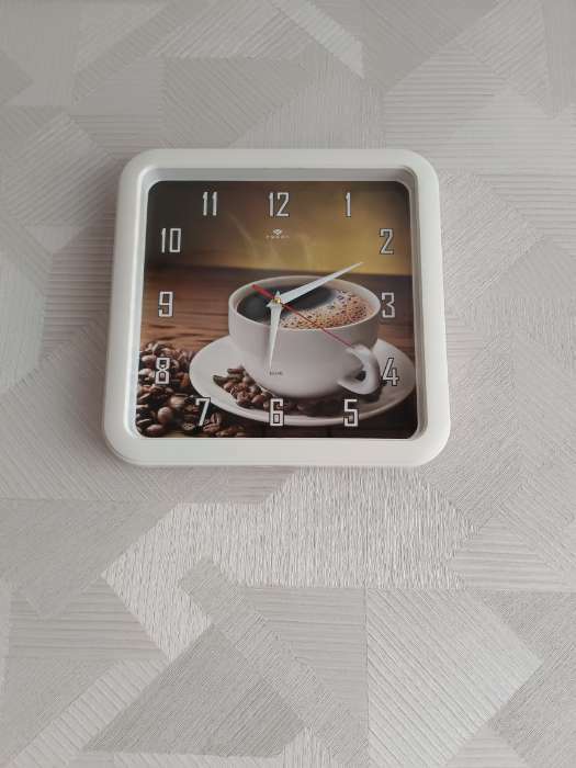 Фотография покупателя товара Часы настенные, интерьерные: Кухня, "Чашка кофе", "Рубин", бесшумные, 30 х 30 см - Фото 1