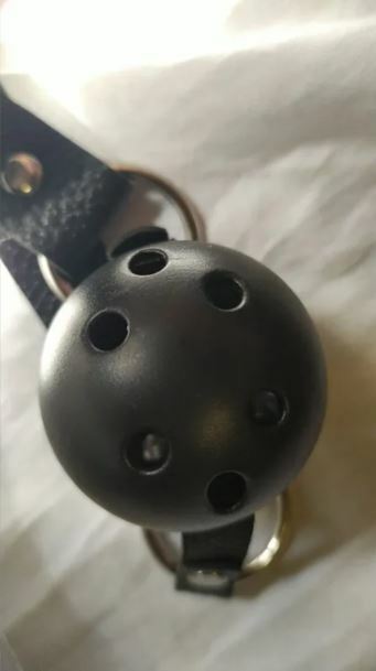 Фотография покупателя товара Кляп БДСМ NOTABU, регулируемый ремень, шар с отверстиями, PVC, D 45 мм, красный - Фото 4