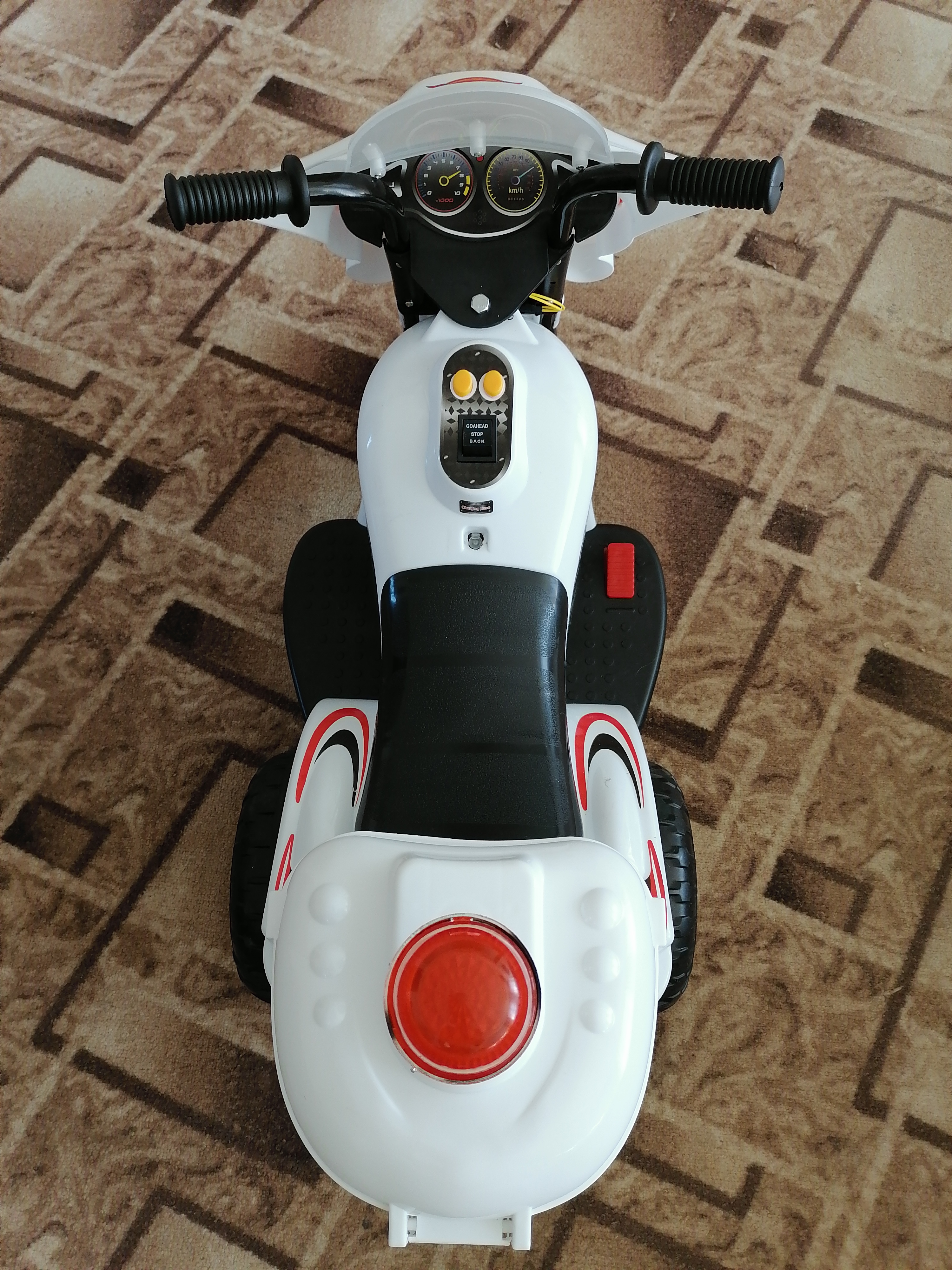 Фотография покупателя товара Электромобиль «Мотоцикл шерифа», цвета МИКС