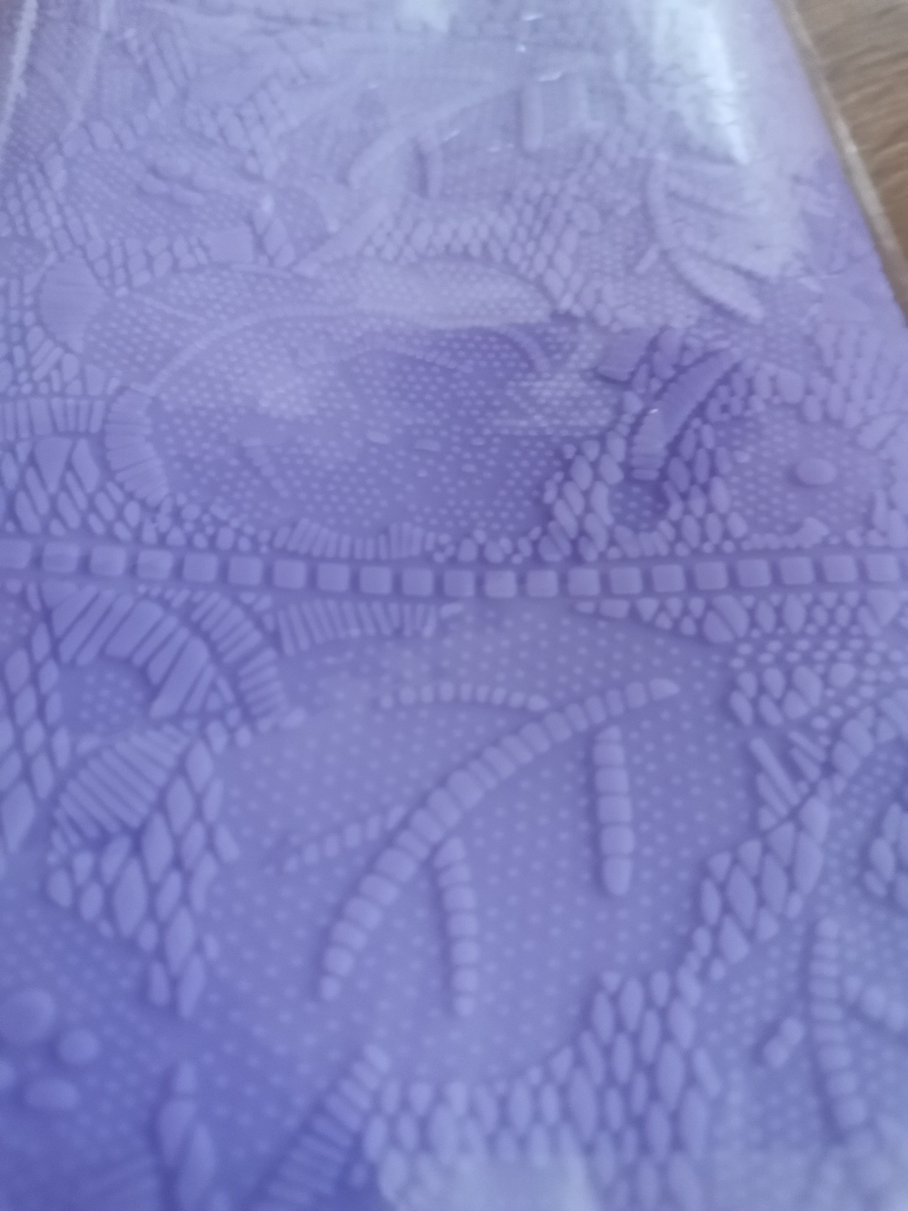 Фотография покупателя товара Силиконовый коврик для айсинга Доляна «Розы и листья», 39×29,5 см, цвет МИКС - Фото 2