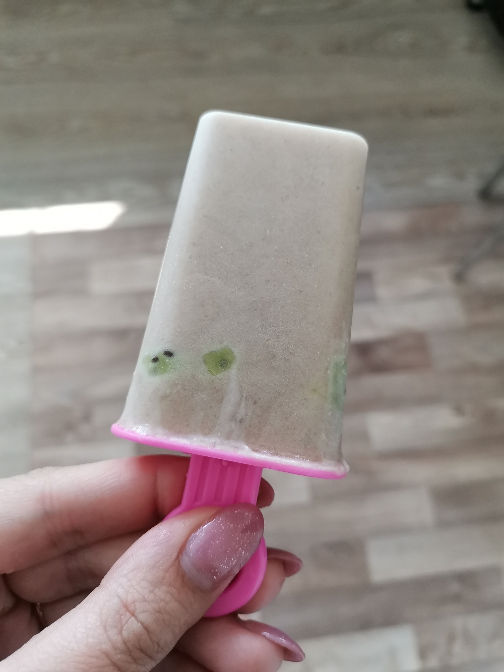Фотография покупателя товара Форма для мороженого Доляна «Симпл», 6 ячеек, цвет МИКС - Фото 8