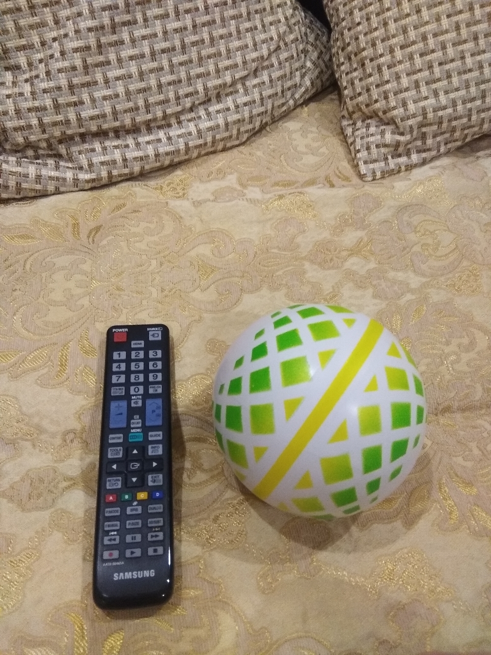 Фотография покупателя товара Мяч «Корзинка», диаметр 15 см, цвета МИКС - Фото 5