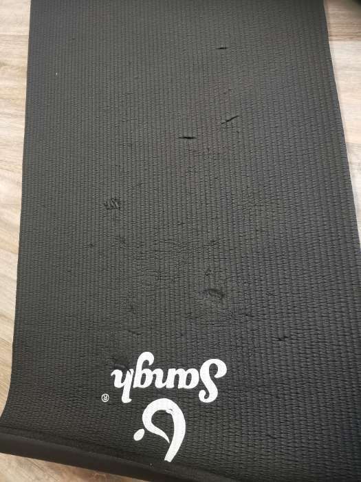 Фотография покупателя товара Коврик для йоги Sangh, 183×61×1,5 см, цвет чёрный - Фото 6
