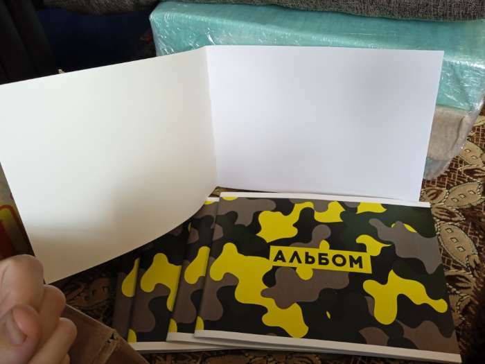 Фотография покупателя товара Альбом для рисования А4, 40 листов на скрепке Notebook, обложка мелованный картон, внутренний блок офсет 100 г/м²
