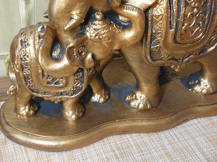 Фотография покупателя товара Копилка "Слон со слоненком" бронза, 15х32см - Фото 4