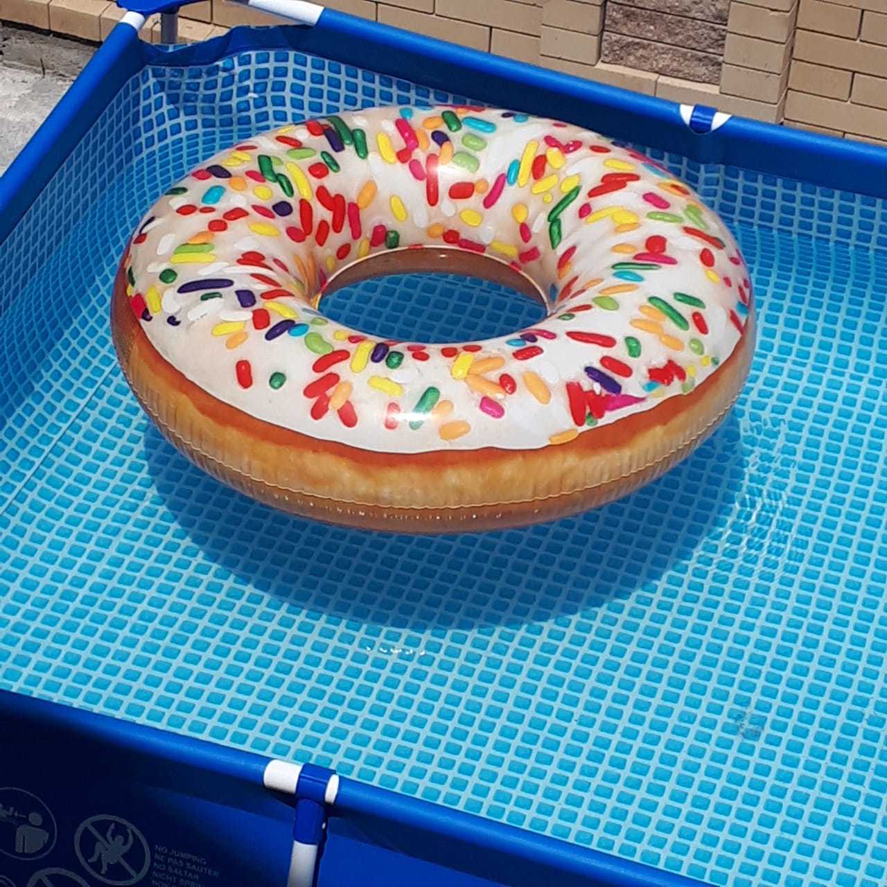 Фотография покупателя товара Круг для плавания «Пончик радужный», 99 × 25 см, от 9 лет, 56263NP INTEX - Фото 2