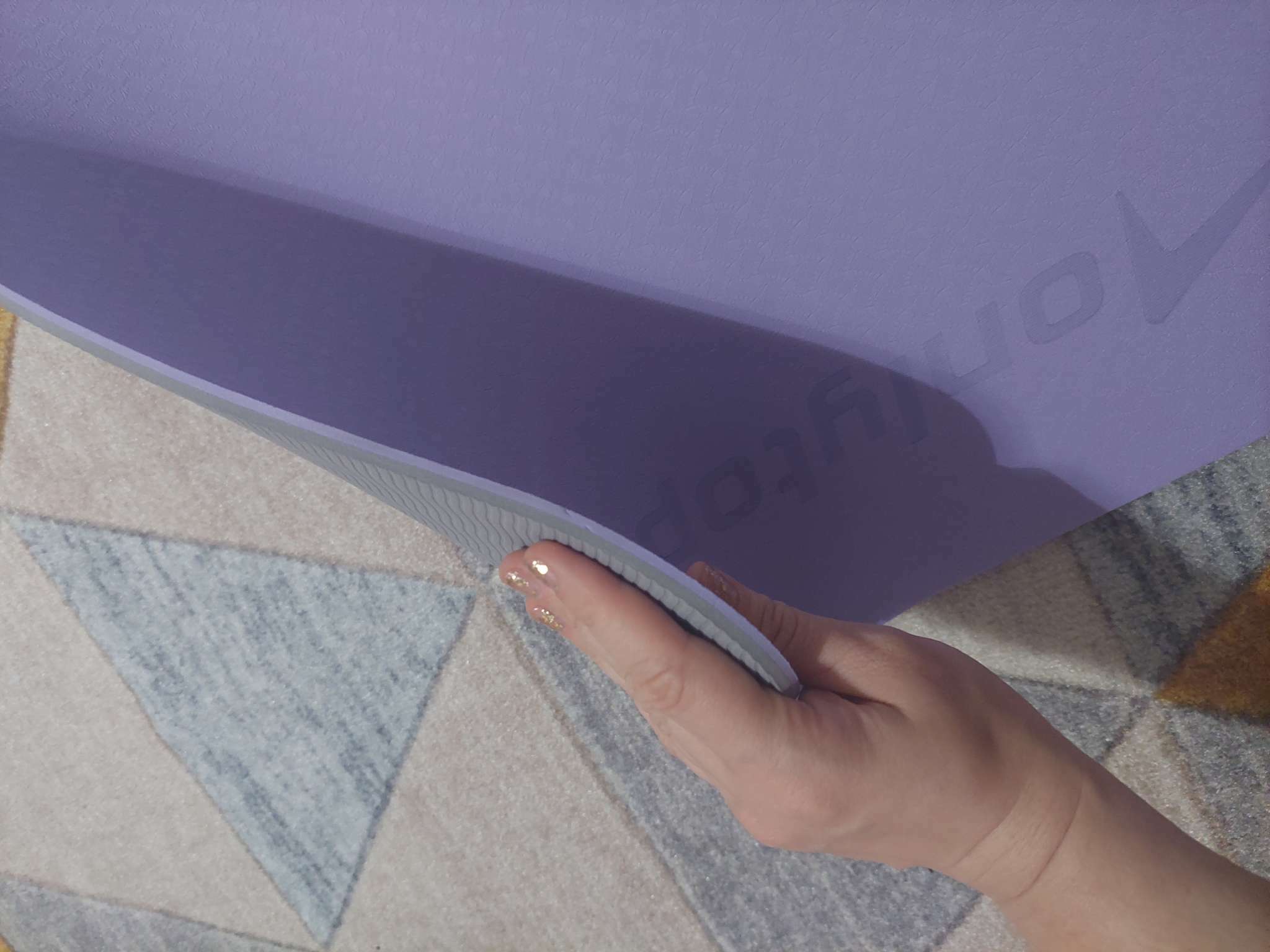 Фотография покупателя товара Коврик для фитнеса и йоги ONLYTOP, 183х61х0,6 см, цвет серый/фиолетовый