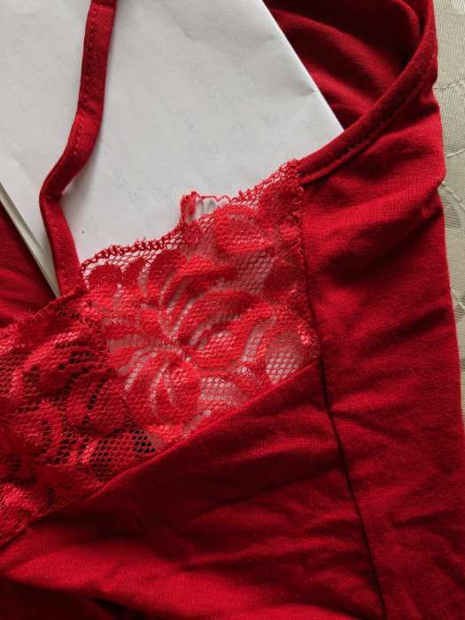 Фотография покупателя товара Ночная сорочка женская, цвет красный, размер 52 - Фото 1