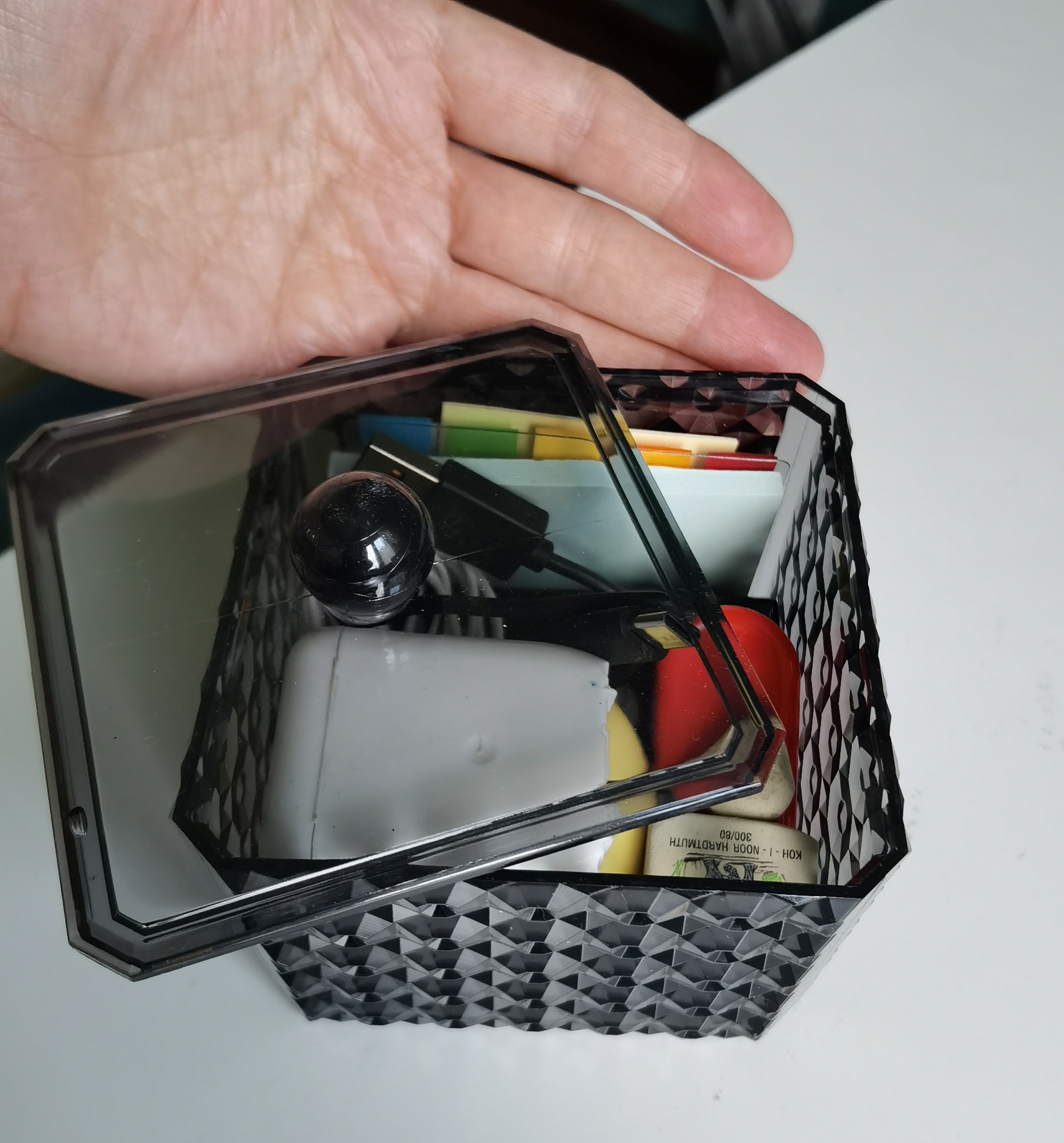 Фотография покупателя товара УЦЕНКА Органайзер с крышкой 1секц Black Secret 9.5×9.5×7 см чёрн пакет вклад QF - Фото 4