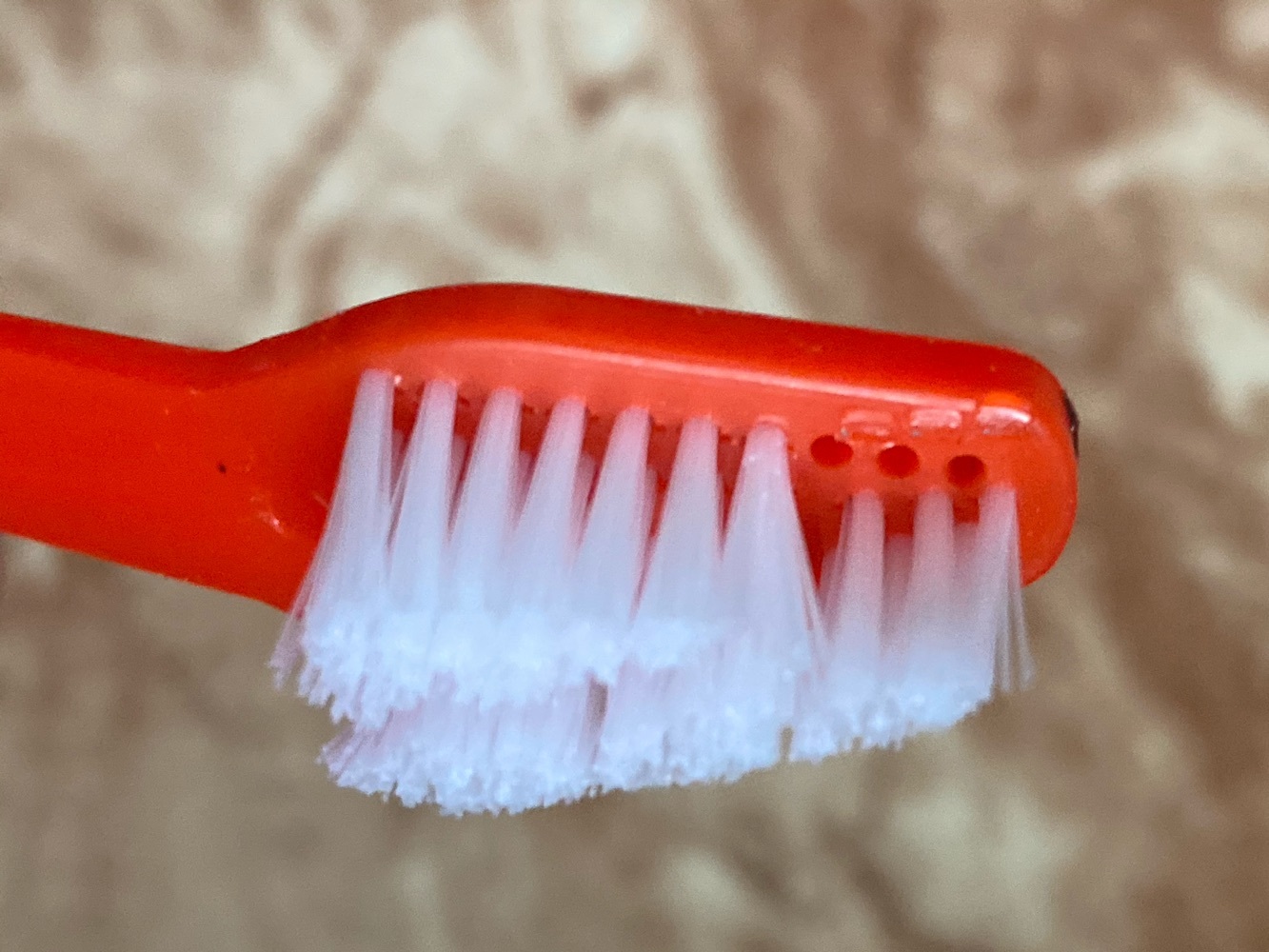 Фотография покупателя товара Набор зубная щётка двухсторонняя и 2 щётки-напальчника, микс цветов - Фото 14
