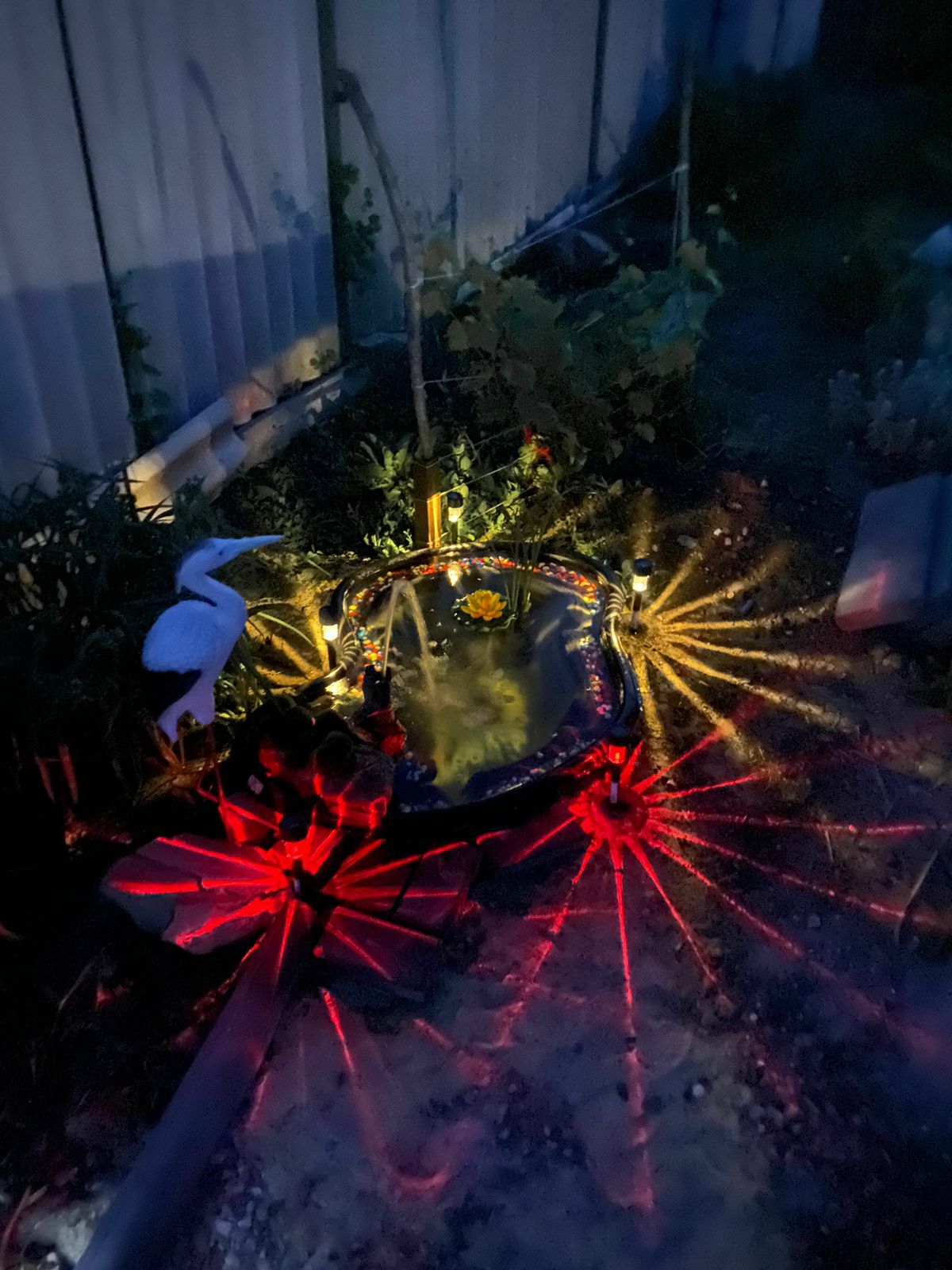 Фотография покупателя товара Садовый светильник на солнечной батарее «Цилиндр», 4.5 × 30 × 4.5 см, 1 LED, свечение мульти (RGB)